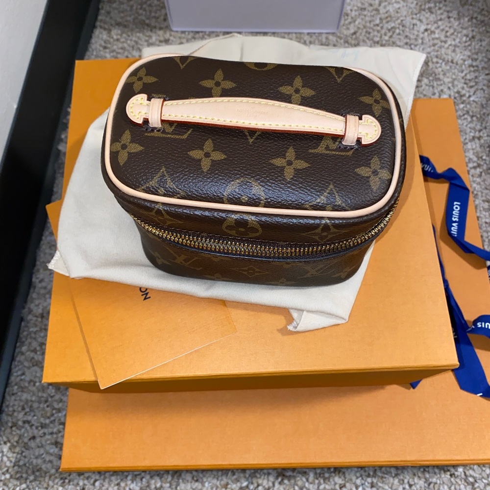 Louis Vuitton Nice Nano
